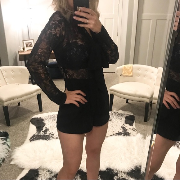 Black Lace Detailed Romper - Picture 3 of 8